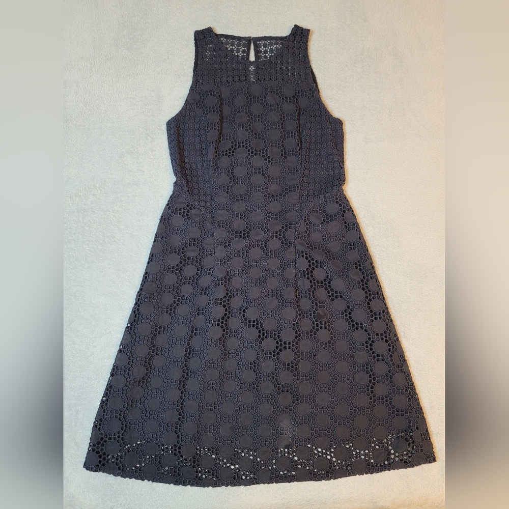 Tory Burch Hallie Eyelet Dress Navy Blue Lace A-Line Sleeveless Lined Size 2 - Picture 4 of 10